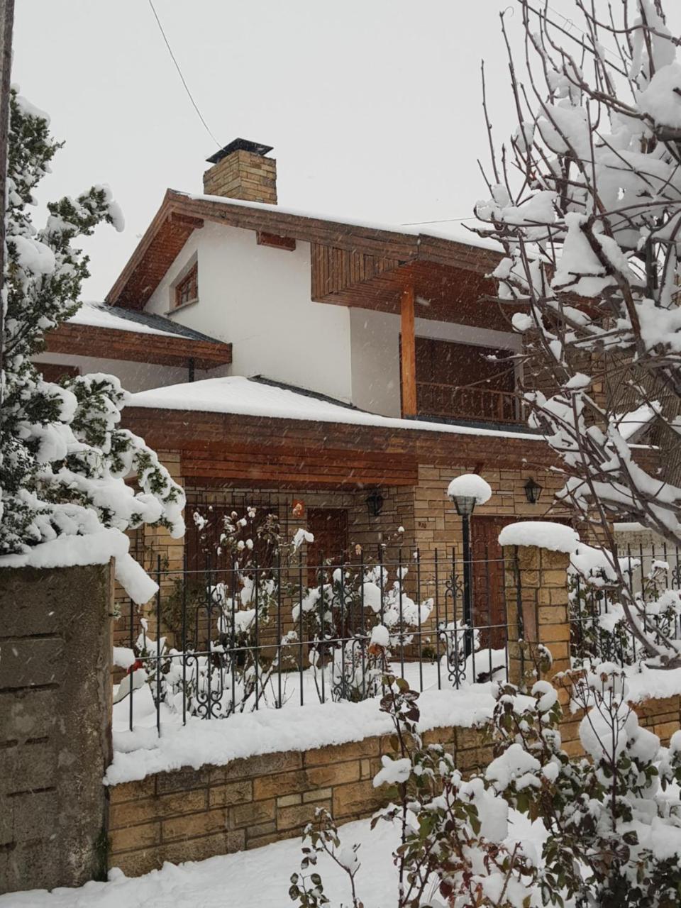 Citizen Kane Lodge - Hospedaje Gourmet San Carlos de Bariloche Luaran gambar